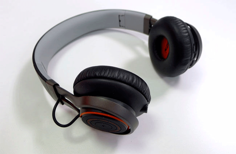 Jabra Revo